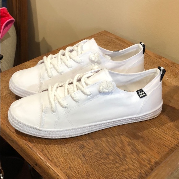 Billabong sneakers Clearance